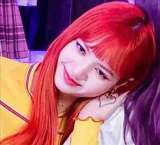 🍊 Lisa kpop, zanger, idool, danser, blackpink, lisa, rood haar telegram sticker