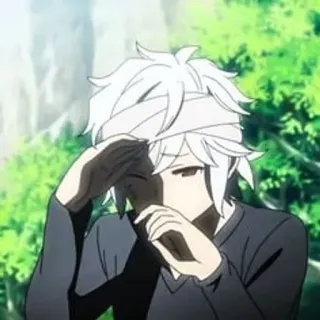 🗻 Bell Cranel Is It Wrong to Try to Pick Up Girls in a Dungeon? Anime, Ferito, Benda, Capelli bianchi, Bell Cranel, DanMachi telegram sticker