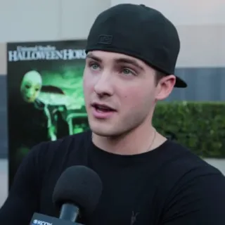 📟 Halloween Horror Nights Universal Studios
HALLOWEENHORROR halloween horror nights, universal studios, event, scary telegram sticker