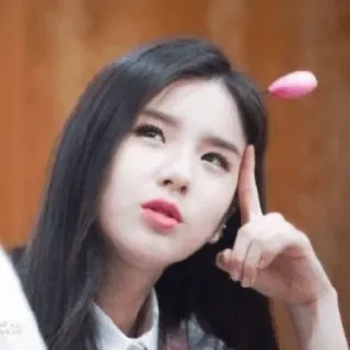 🧐 telegram sticker