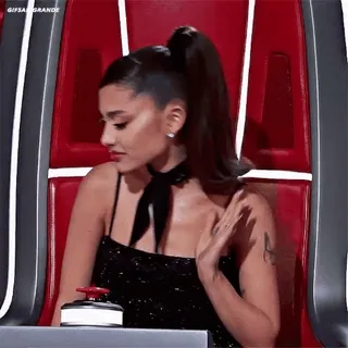 😐 Ariana Grande The Voice piosenkarz, celebryta, sędzia, muzyka, program tv, kobieta telegram sticker