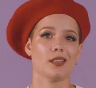 😐 Halsey นักร้อง, ผู้หญิง, หมวกสีแดง, ภาพเหมือน telegram sticker