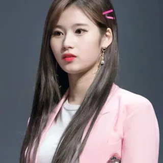 🍭 Sana K-Pop, cantante, celebridad, ídolo, asiática, mujer telegram sticker