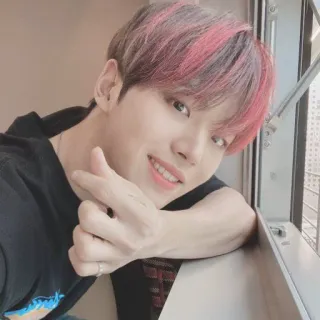 ❤️ coreano, K-Pop, hombre, asiático, persona, sonrisa telegram sticker