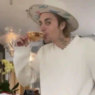 🥂 Justin Bieber ジャスティン・ビーバー, 歌手, 有名人, お茶, 帽子, ポートレート telegram sticker