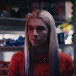 🧬 Jules Vaughn Euphoria Jules Vaughn, Euphoria, Hunter Schafer, Porträt, Charakter whatsapp sticker