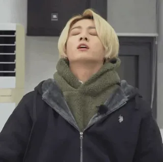 🏹 Jungkook kpop, chanteur, blonde, jungkook, bts telegram sticker