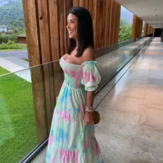 🌱 femme, robe, tie and dye, intérieur whatsapp sticker