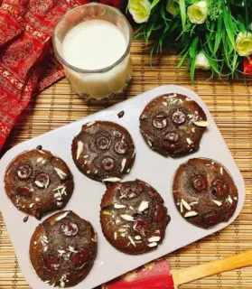 🍲 muffins, chocolate, dessert, baked goods, food telegram sticker