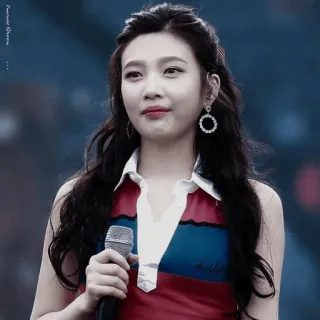 🦋 Frau, Sängerin, Künstlerin, Mikrofon, Porträt, Koreanisch telegram sticker
