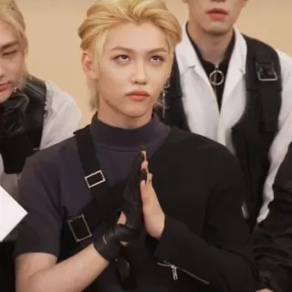🙏 Felix kpop, idol, stray kids, piosenkarz, muzyka telegram sticker
