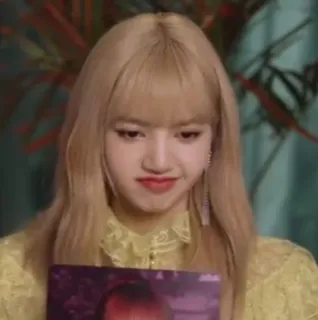 🌼 Lisa Lisa, K-Pop, Blackpink, chanteuse, idole whatsapp sticker