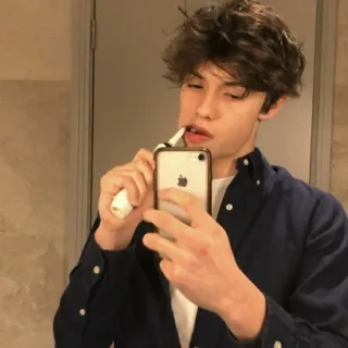 🎲 chłopak, szczoteczka do zębów, selfie, nastolatek, łazienka, higiena whatsapp sticker