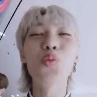 😘 telegram sticker