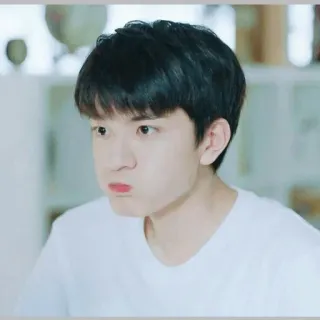 😑 whatsapp sticker