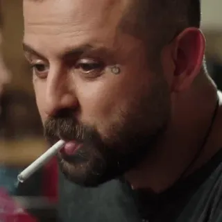 🚬 мужчина, сигарета, курение, портрет, борода, табак telegram sticker