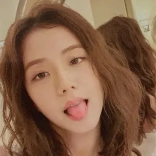 🦄 personne, femme, langue, portrait, selfie whatsapp sticker