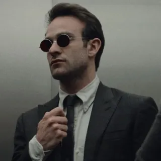 💼 Matt Murdock Daredevil Mann, Anzug, Sonnenbrille, Draufgänger, Anwalt, Matt Murdock telegram sticker