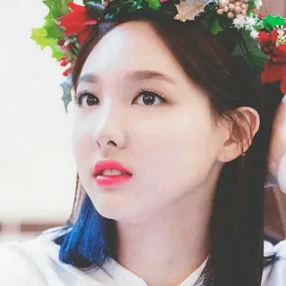 🐰 Nayeon kpop, twice, chanteuse, idole, femme, célébrité, coréen telegram sticker