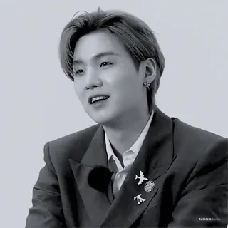 😗 Suga Suga, BTS, K-POP, 歌手, アイドル, ミン・ユンギ telegram sticker