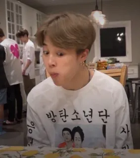😯 방탄소년단 kpop, boy band, bts, korean music telegram sticker