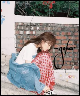 🥀 gohar 여자, 인물사진, 빨간색, 드레스, 사람, 꽃, 벽돌 벽 telegram sticker