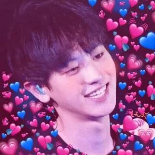 💕 kpop, hearts, love, idol, cute, smile, happy telegram sticker