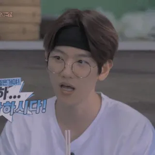 🇦🇼 좋은거야
하...
잘하신다! Hàn Quốc, Châu Á, đàn ông, người, kính, băng đô, chân dung telegram sticker
