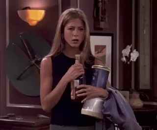 🍸 Rachel Green Friends телешоу, ситком, 90-е, Дженнифер Энистон, Рэйчел, алкоголь, блендер whatsapp sticker