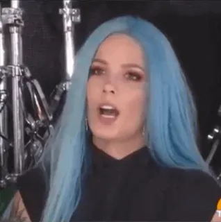 😐 Halsey นักร้อง, ป๊อป, คนดัง, ผมสีฟ้า, ผู้หญิง, เพลง telegram sticker