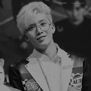 🌚 HUG BABY 
You make me love with you คน, ภาพเหมือน, ยิ้ม, แว่นตา whatsapp sticker