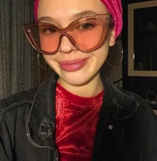 🧔‍♀ woman, sunglasses, portrait, selfie, pink, red telegram sticker