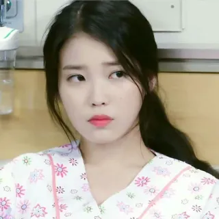 😒 IU kpop, cantante, coreano, attrice, celebrità, donna, asiatica telegram sticker