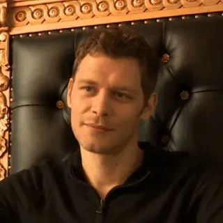 📰 Klaus homme, portrait, assis, chaise, personne, acteur telegram sticker