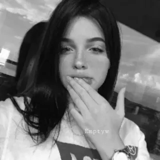 🥀 Emptyw женщина, девушка, портрет, чёрно-белое, лицо, пустой telegram sticker