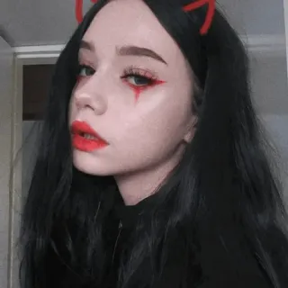 ⚰ rote Teufelshörner, Frau, Goth, Make-up, roter Lippenstift, Clown, rotes Augen-Make-up telegram sticker