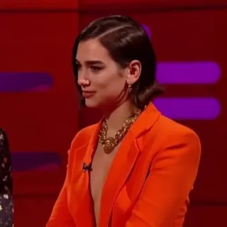 📌 Dua Lipa Sänger, Promi, Popstar, Musik, Mode, Oranger Anzug whatsapp sticker
