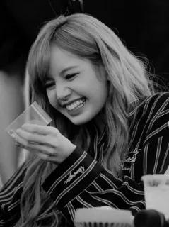 ◽️ Lisa Lisa, K-pop, Blackpink, cantora, sorrindo, alegre telegram sticker