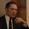 🤨