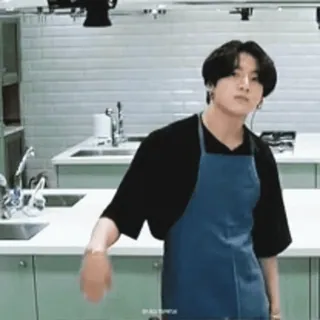 🔪 Jungkook Kochen, Schürze, Küche, K-Pop, BTS, Idol, Promi whatsapp sticker