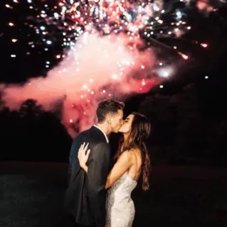 😚 kissing, couple, fireworks, romance, love, celebration telegram sticker
