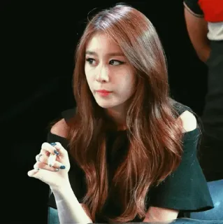 ⏳ woman, korean, singer, celebrity, girl, portrait, idol whatsapp sticker