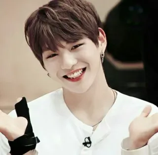 🤗 smile, portrait, youth, person, happy, kpop, man telegram sticker