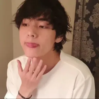 🧸 V K-pop, BTS, chanteur, célébrité, Kim Taehyung telegram sticker
