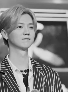 🌊 Luhan Luhan, singer, actor, celebrity, entertainment telegram sticker