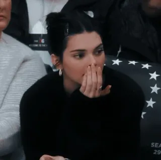 📞 Kendall Jenner celebridad, mujer, retrato, persona, modelo telegram sticker