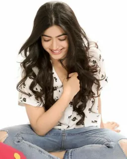 💐 Rashmika Mandanna 印度女演员, 模特, 宝莱坞, 女演员, 印度模特 telegram sticker