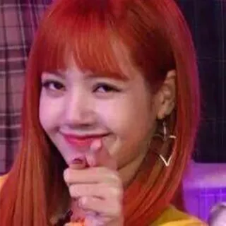 🤘 Lisa K-pop, Лиса, Blackpink, певица, знаменитость, женщина, указывает telegram sticker