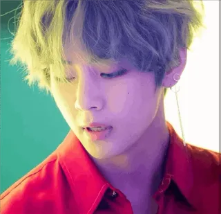 😔 V K-pop, BTS, Kim Tae-hyung, Idolo, Cantante telegram sticker