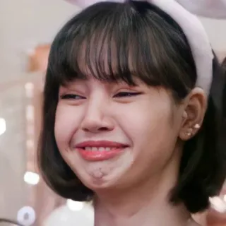😭 Lisa kpop, lisa, blackpink, celebrity, asian, singer, idol telegram sticker